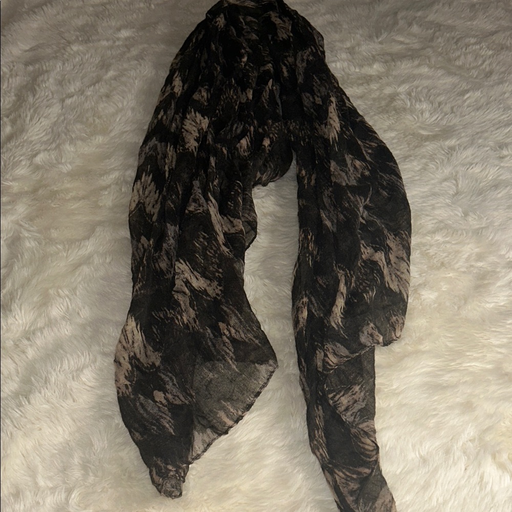 Urban Outfitters Tan and Brown Scarf